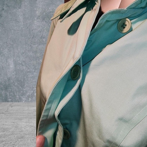 LONDON FOG | Mint Green Trench Coat  | EUC ✨  size 10 - Picture 5 of 9